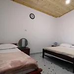 Villa Lakeview Nardi Ksamil