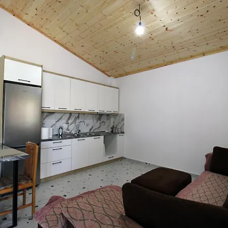 Lakeview Nardi * Ksamil