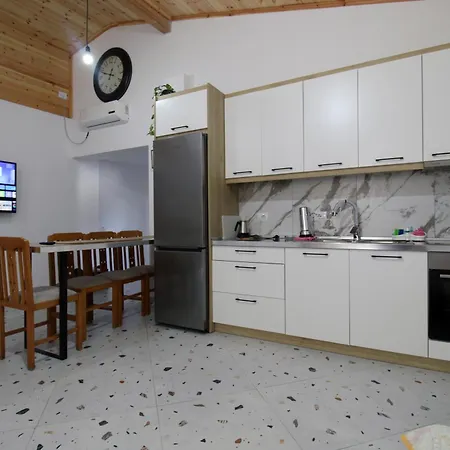 Lakeview Nardi