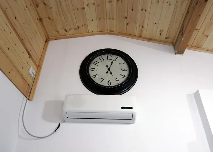 Lakeview Nardi Villa *