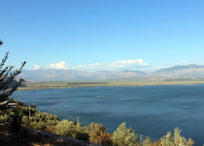 Lakeview Nardi Villa Ksamil