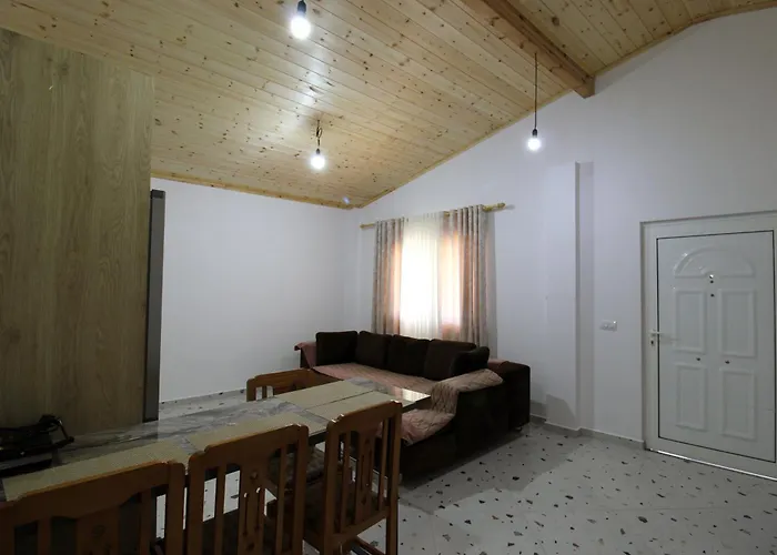 Lakeview Nardi Villa