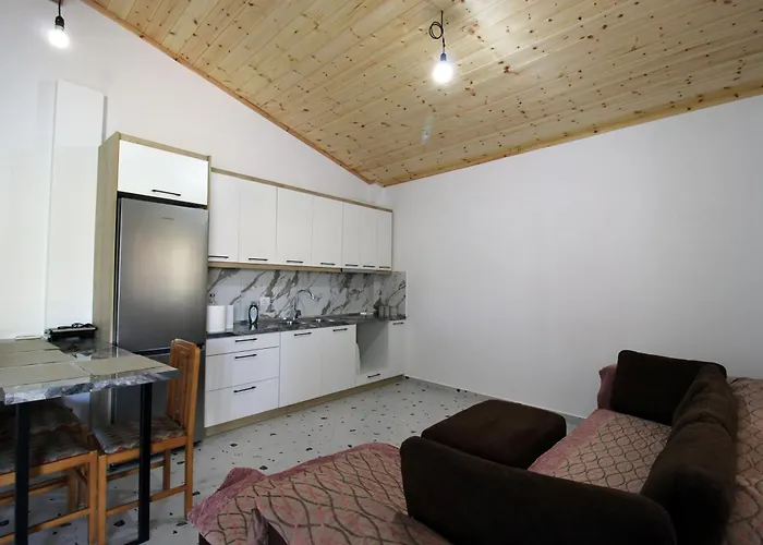 Lakeview Nardi * Ksamil